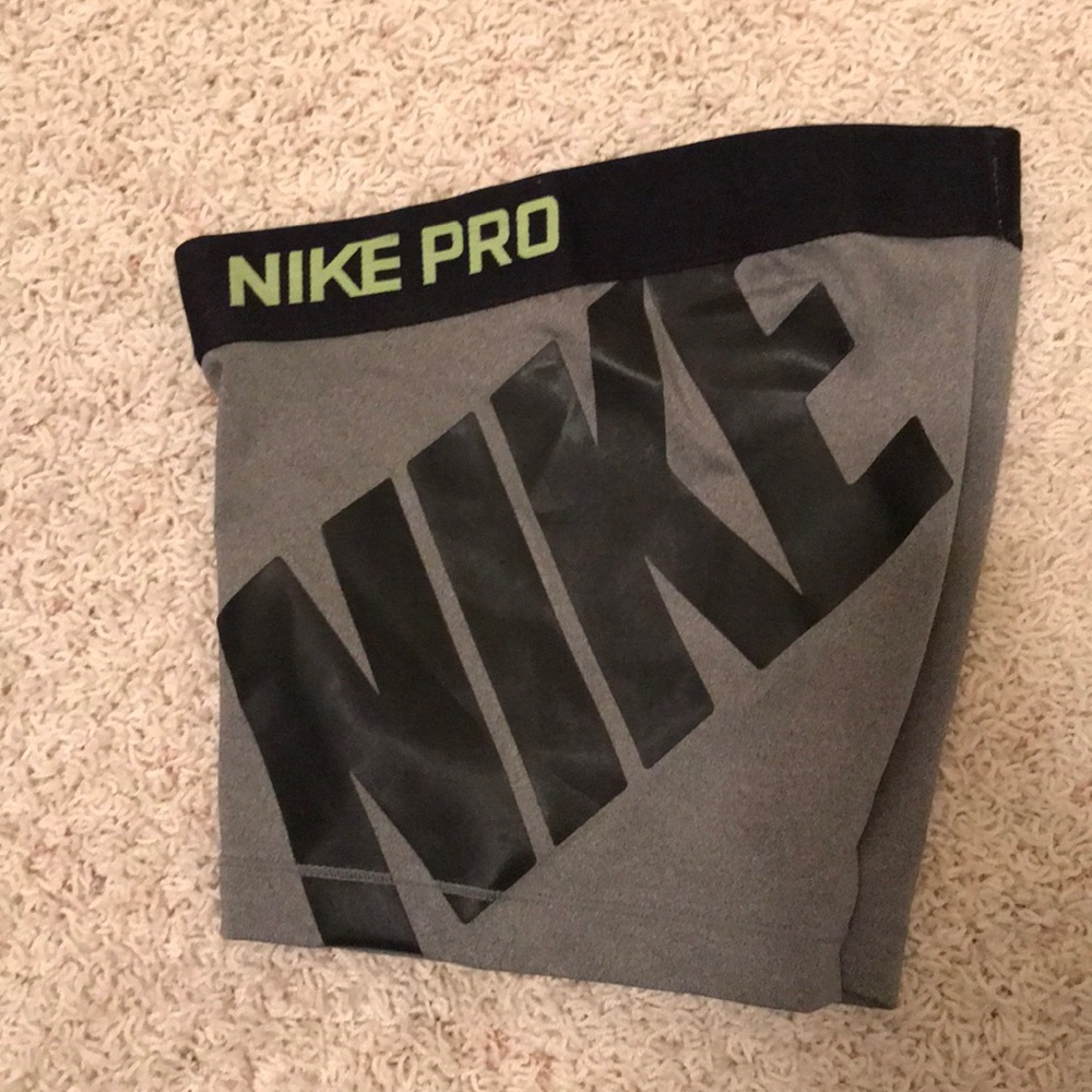 Nike spandex